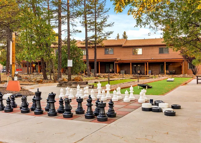 Aspen-lodge By Roundhouse And Indian Pine